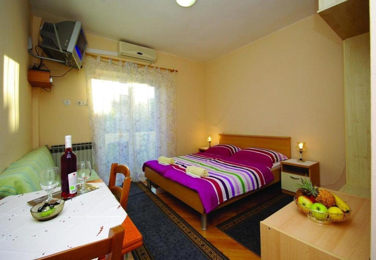 Room Ljuba Makarska Esterno foto